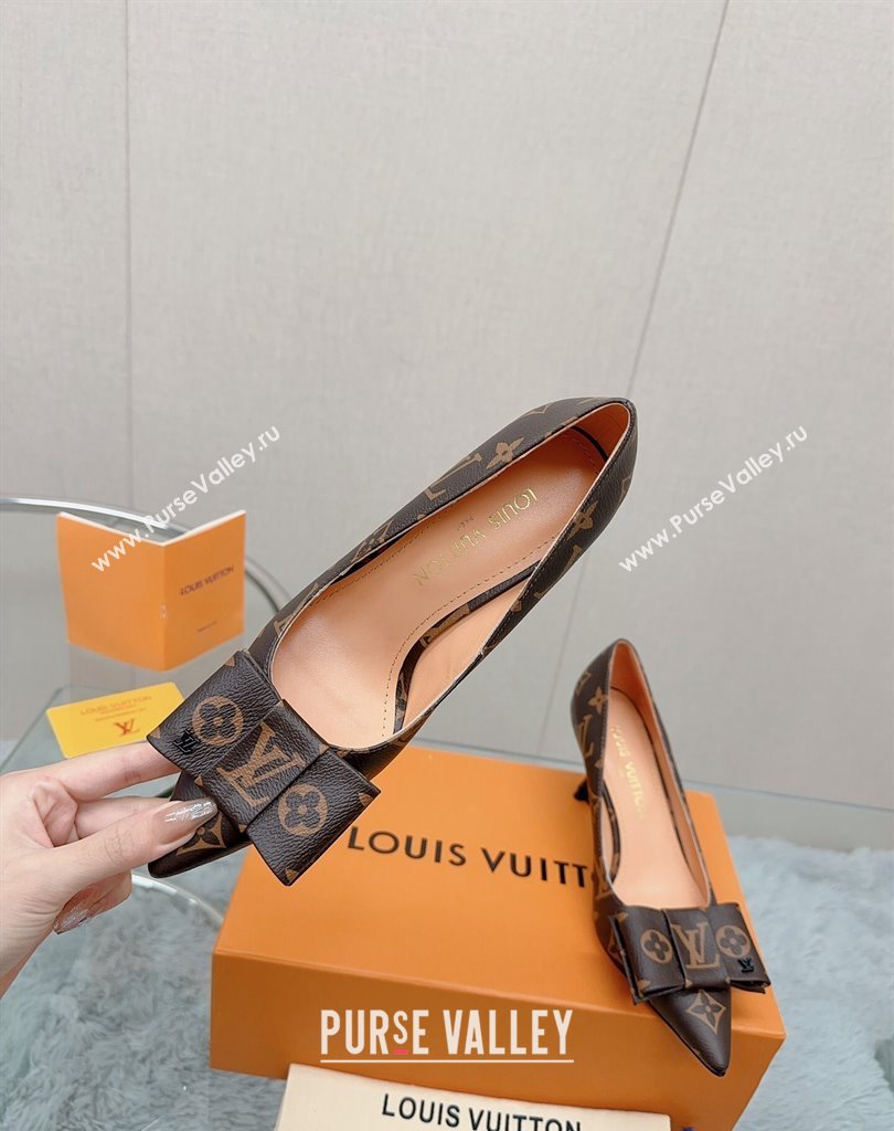 Louis Vuitton Heel 7.5cm Blossom Pumps with Bow Monogram Canvas 2023 (modeng-23111414)