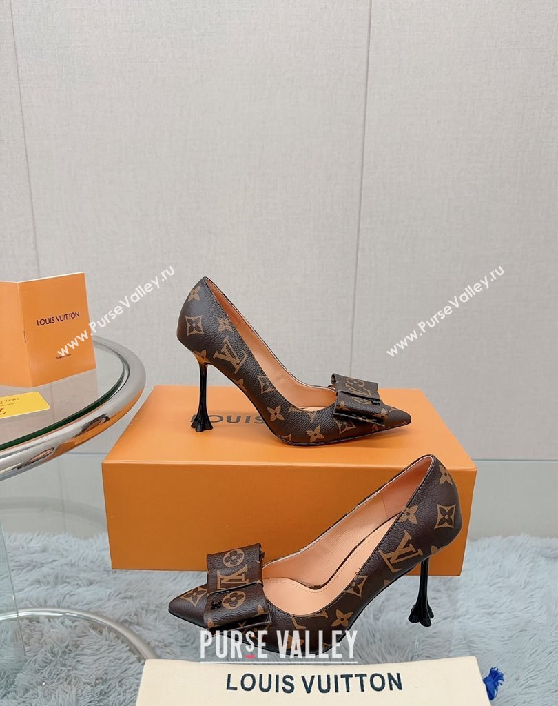 Louis Vuitton Heel 9.5cm Blossom Pumps with Bow Monogram Canvas 2023 (modeng-23111409)