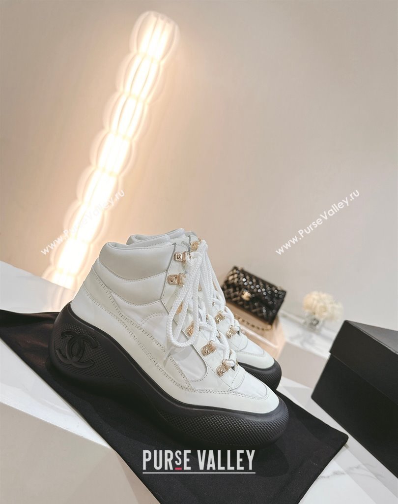 Chanel Calfskin Coco Neige Sneakers G45337 09 2023 (upin-23111409)
