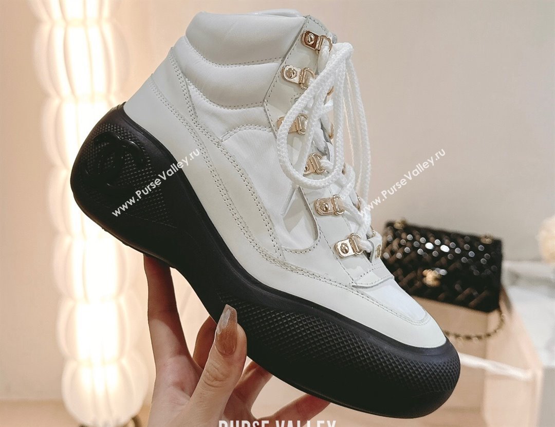 Chanel Calfskin Coco Neige Sneakers G45337 09 2023 (upin-23111409)