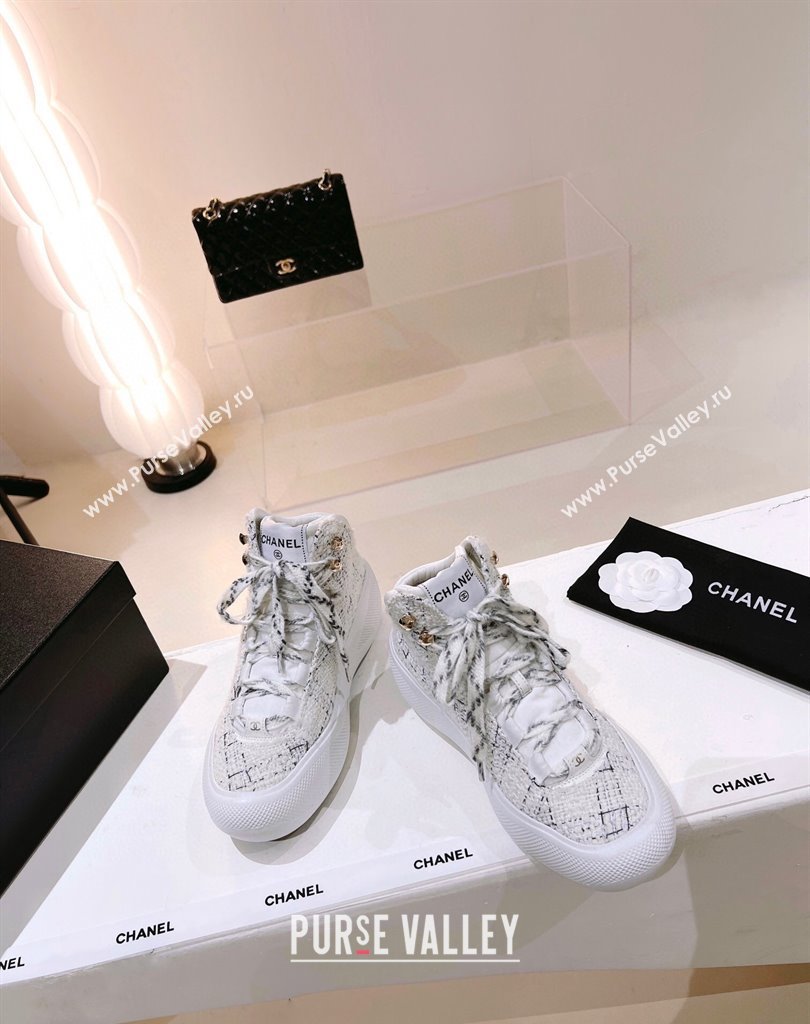 Chanel Calfskin Coco Neige Sneakers G45337 02 2023 (upin-23111402)