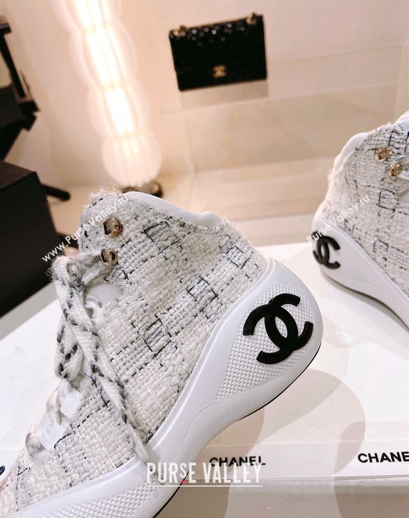 Chanel Calfskin Coco Neige Sneakers G45337 02 2023 (upin-23111402)