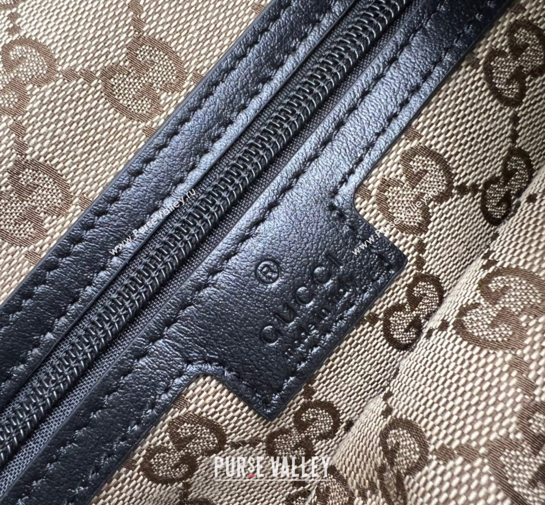 Gucci Backpack with tonal Double G 725657 Leather Black 2023 (dlh-23111441)