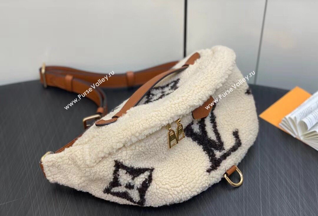 Louis Vuitton Shearling LV Ski Bumbag Bag M23715 Cream/Brown 2023 (kiki-23111329)