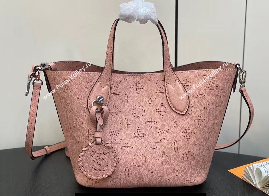 Louis Vuitton Mahina perforated calfskin leather Blossom PM Bag M23196 Rose Jasmin 2023 (kiki-23111343)