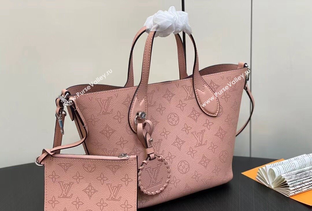 Louis Vuitton Mahina perforated calfskin leather Blossom PM Bag M23196 Rose Jasmin 2023 (kiki-23111343)
