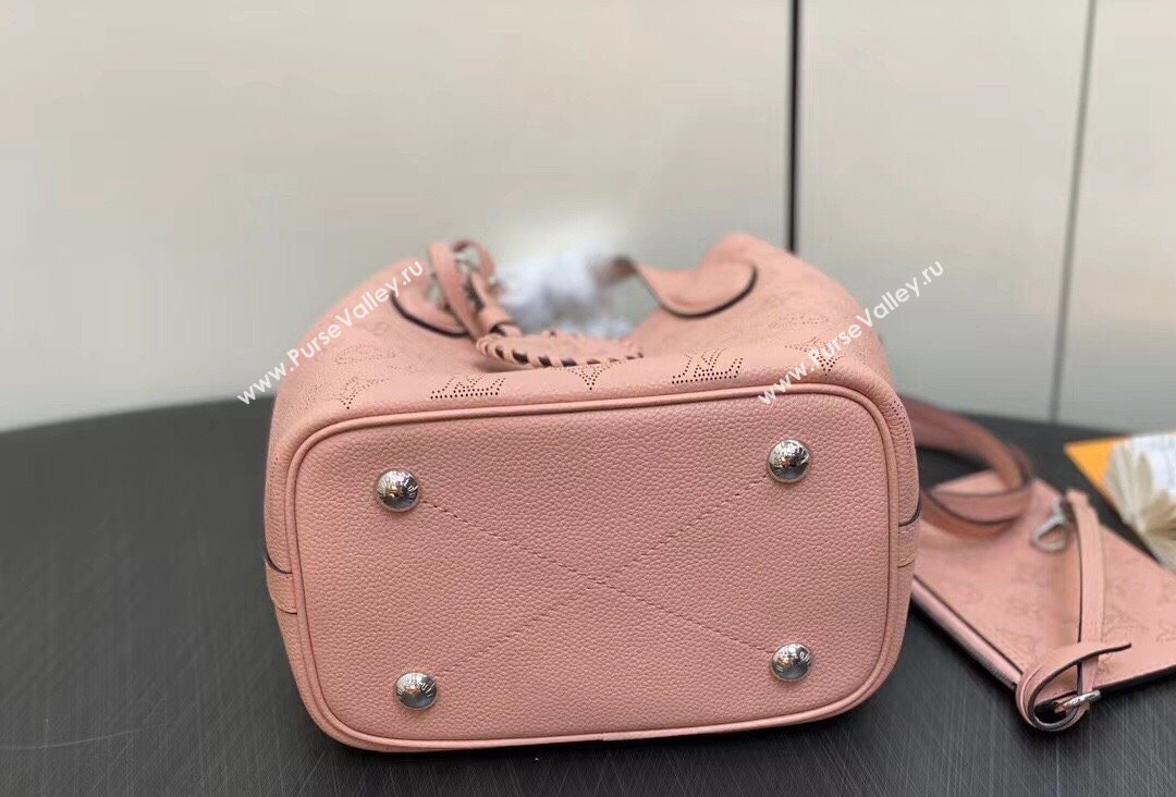 Louis Vuitton Mahina perforated calfskin leather Blossom PM Bag M23196 Rose Jasmin 2023 (kiki-23111343)