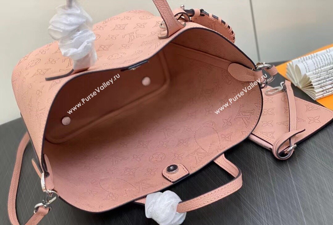 Louis Vuitton Mahina perforated calfskin leather Blossom PM Bag M23196 Rose Jasmin 2023 (kiki-23111343)