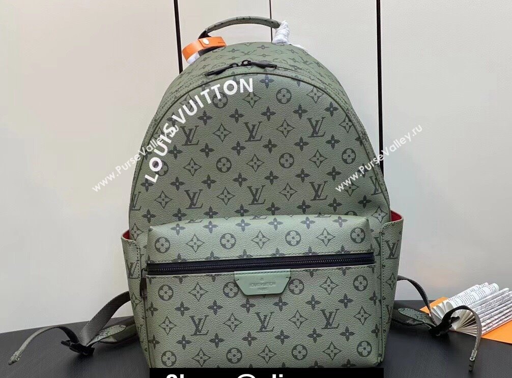 Louis Vuitton Monogram Canvas Discovery Backpack PM Bag M46802 Khaki Green/Vermillion Red 2023 (kiki-23111316)