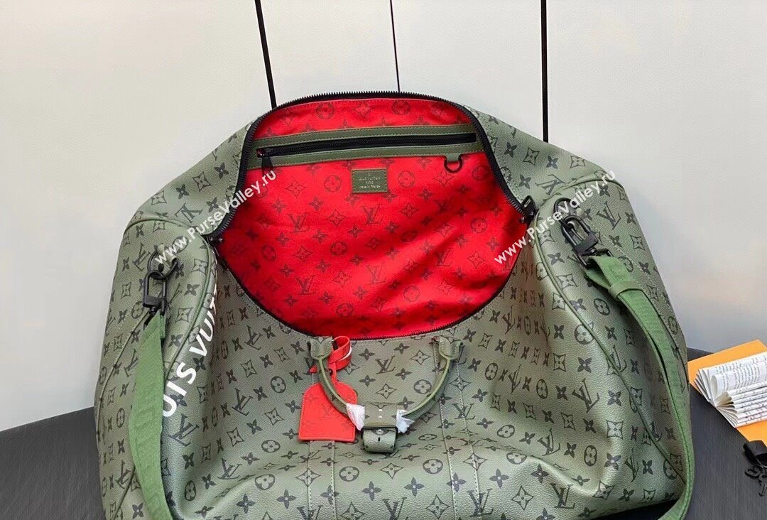 Louis Vuitton Monogram Canvas Keepall Bandoulière 55 Bag M23963 Khaki Green/Vermillion Red 2023 (kiki-23111318)