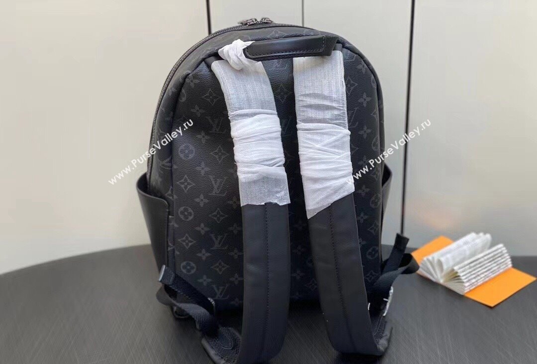 Louis Vuitton Monogram Eclipse Canvas Discovery Backpack PM Bag M22558 2023 (kiki-23111320)