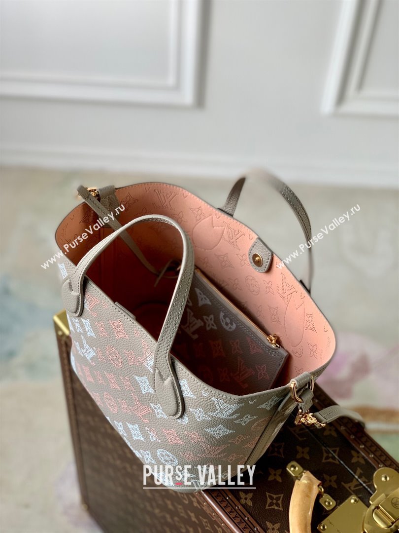 Louis Vuitton Mahina perforated calfskin leather Blossom PM Bag M23758 Flight Mode Gray 2023 (kiki-23111344)