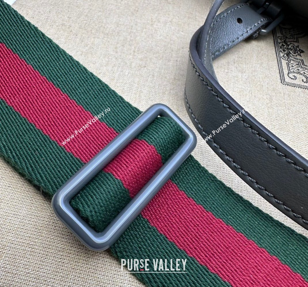 Gucci Small duffle bag with tonal Double G 725701 Leather Gray 2023 (dlh-23111503)