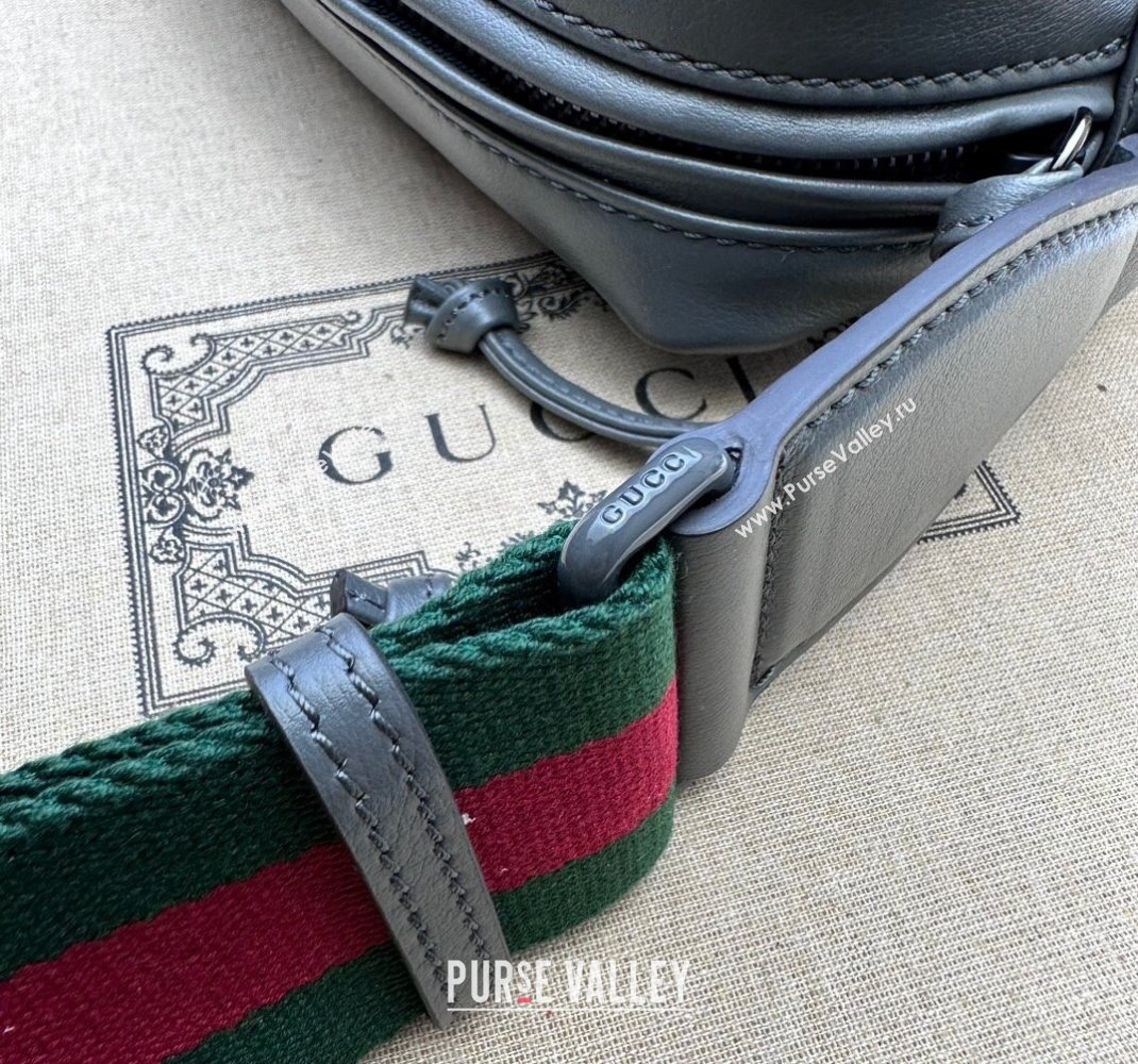 Gucci Shoulder bag with tonal Double G 725696 Leather Gray 2023 (dlh-23111507)