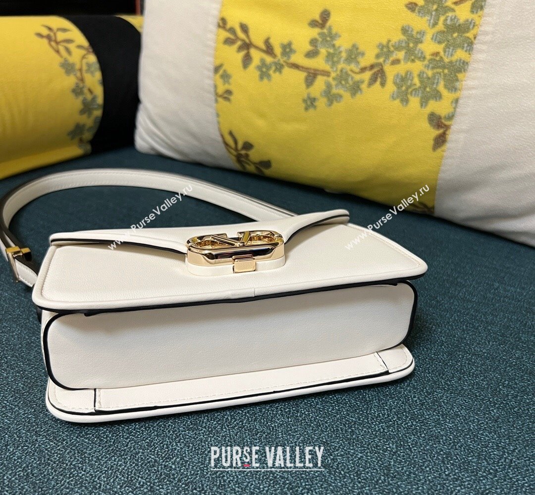 Valentino shoulder Letter Small Bag in smooth calfskin White 2023 (xinyidai-23111722)