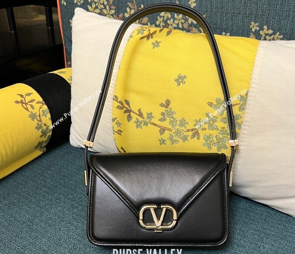 Valentino shoulder Letter Small Bag in smooth calfskin Black 2023 (xinyidai-23111721)