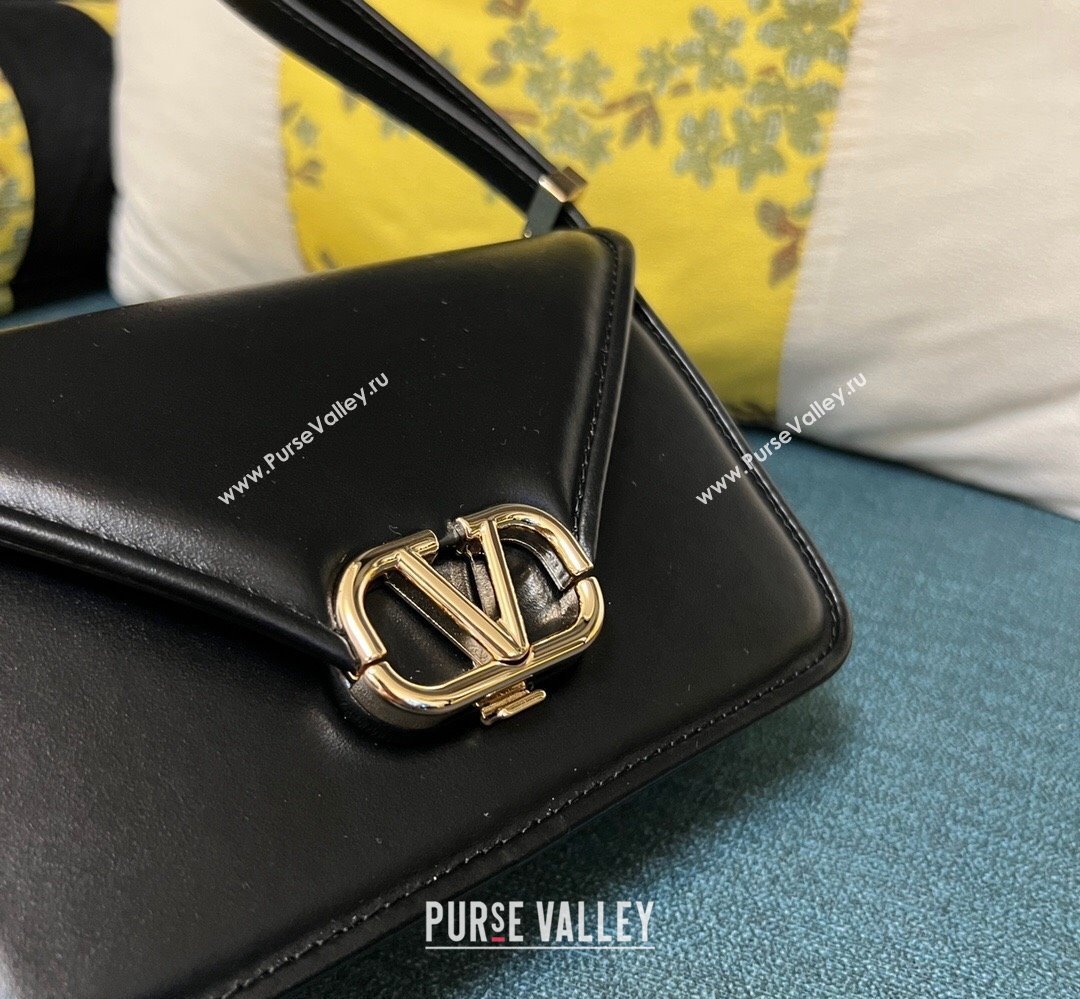 Valentino shoulder Letter Small Bag in smooth calfskin Black 2023 (xinyidai-23111721)