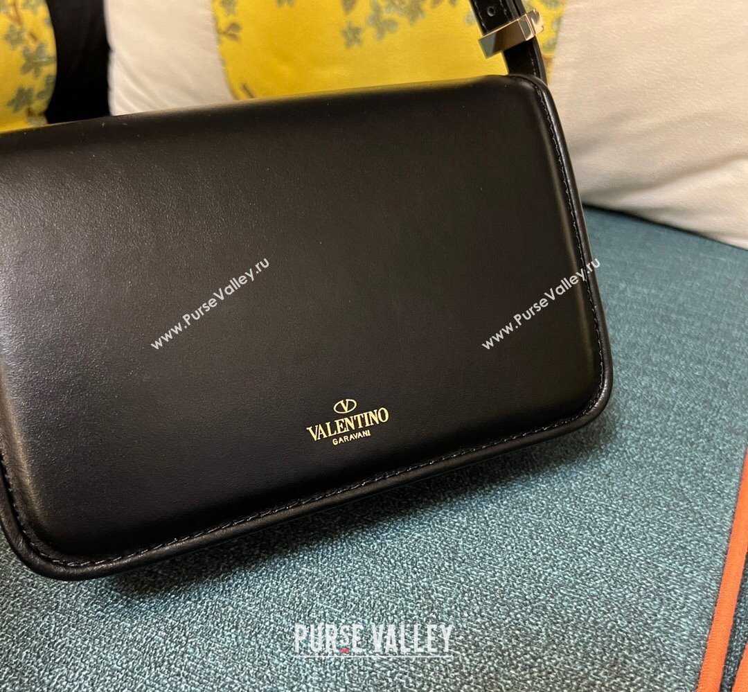 Valentino shoulder Letter Small Bag in smooth calfskin Black 2023 (xinyidai-23111721)