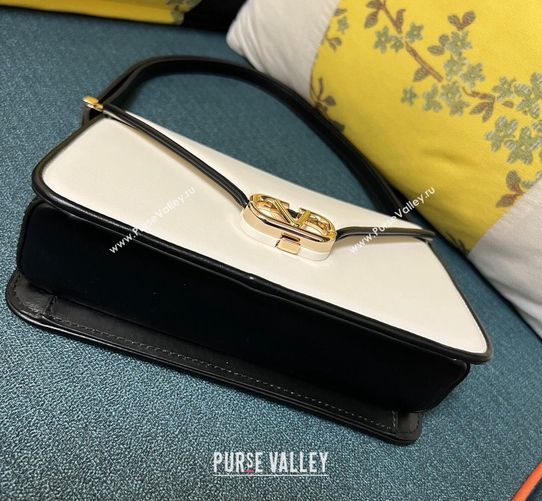 Valentino shoulder Letter Large Bag in smooth calfskin White/Black 2023 (xinyidai-23111719)