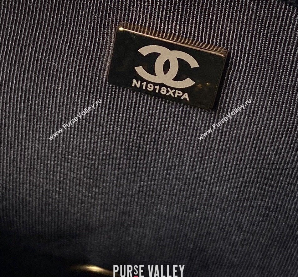 Chanel Grained Calfskin & Gold-Tone Metal Chain Backpack Bag AS4490 Black 2023 (jiyuan-23111628)