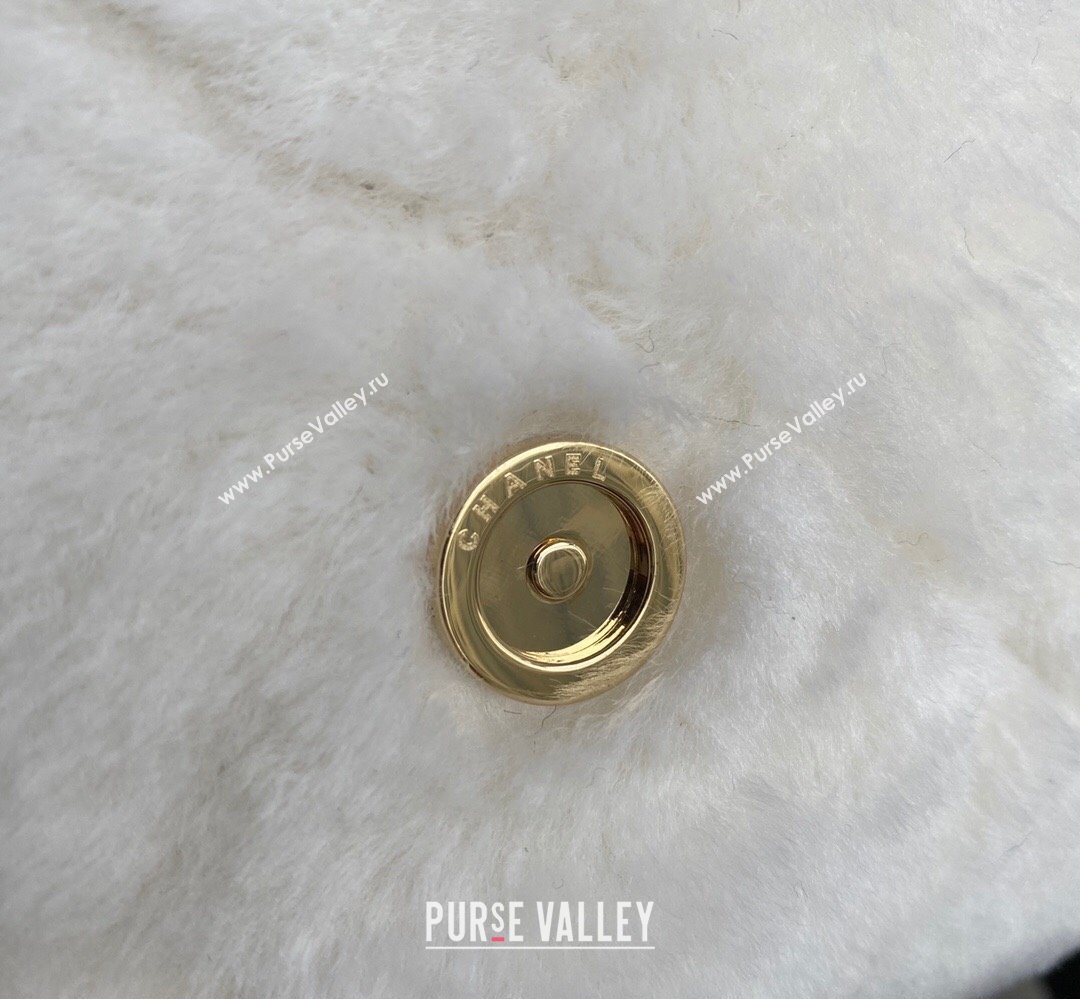 Chanel Shearling and Crystal Flap Bag AS2240 White 2023 (jiyuan-23111617)