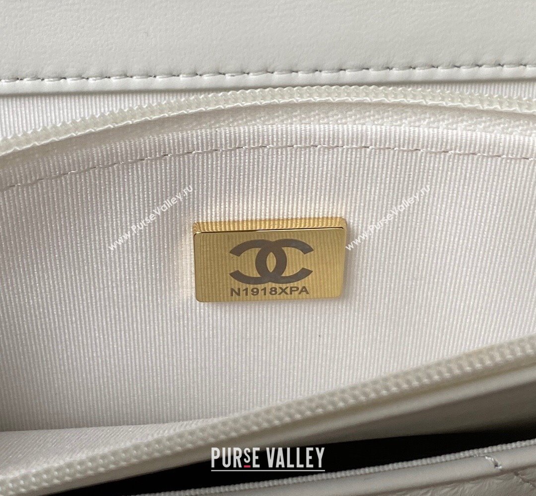 Chanel 19 Shiny Lambskin Wallet On Chain WOC Bag AP3267 White/Gold 2023 (jiyuan-23111725)
