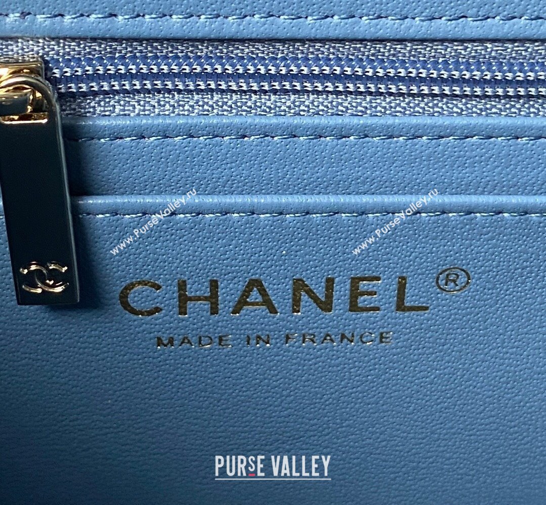 Chanel Quilted Shiny Calfskin & Gold-Tone Metal Small box Bag AS4470 Denim Blue 2023 (jiyuan-23111622)