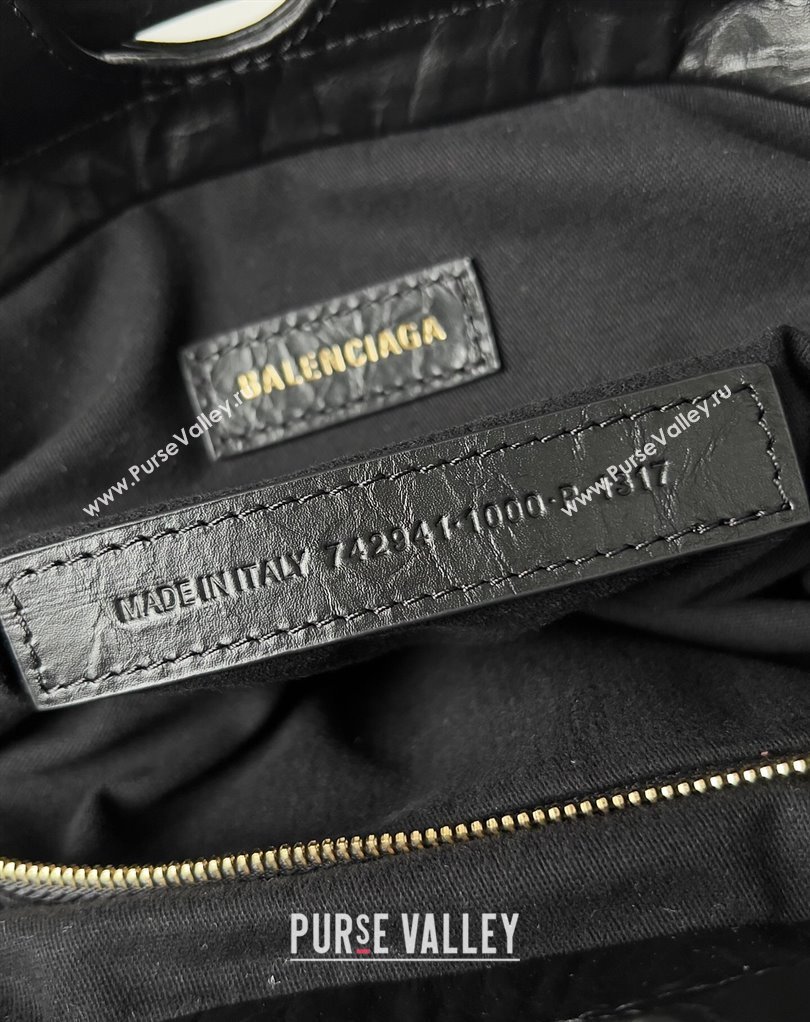 Balenciaga Crush Medium Tote Bag in crushed calfskin Black 2023 (jiche-23111840)