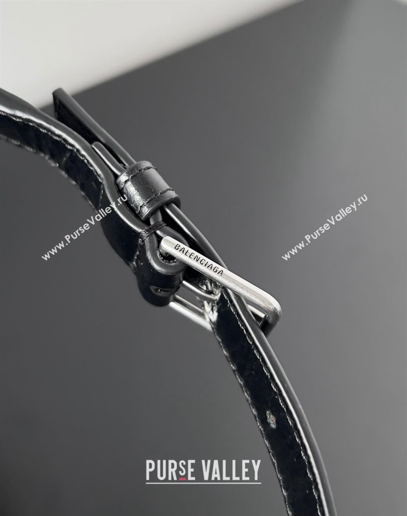 Balenciaga Crush Small Sling Bag in paper calfskin Black/Silver 2023 (jiche-23112029)