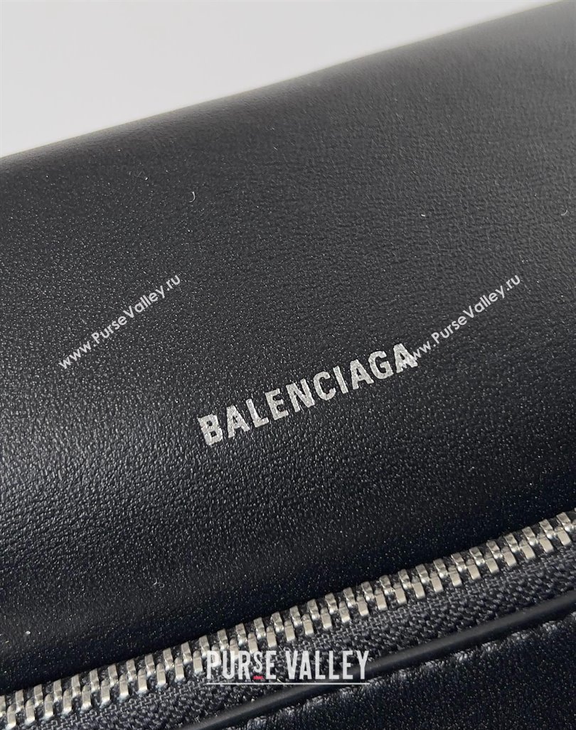 Balenciaga Crush Large Sling Bag in paper calfskin Black/Silver 2023 (jiche-23112024)