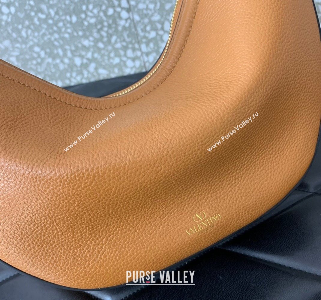 Valentino Small Vlogo Moon Hobo Bag In Leather Brown With Chain 2023 (liankafo-23111721)
