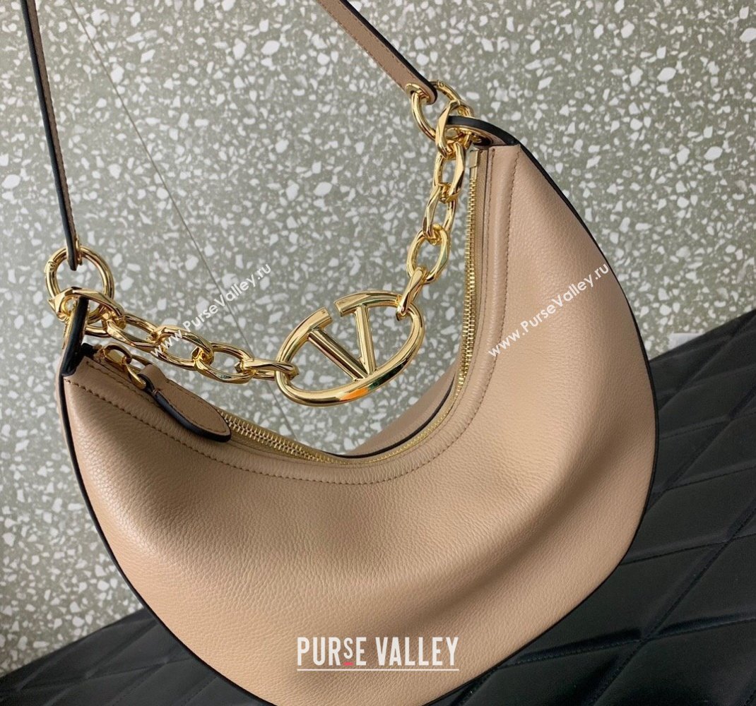 Valentino Small Vlogo Moon Hobo Bag In Leather Nude With Chain 2023 (liankafo-23111719)