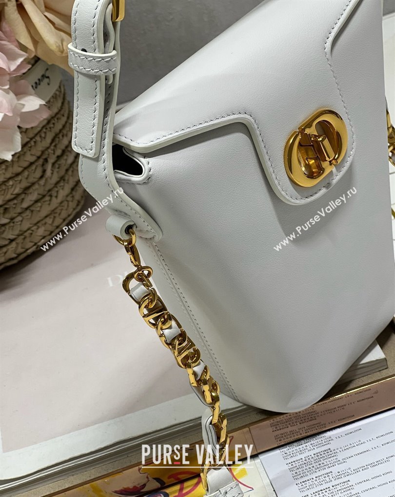 Dior 30 Montaigne Mini Bucket Bag In Calfskin White 2024 (XXG-23112111)