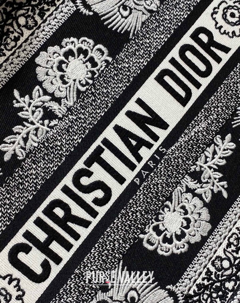 Dior Medium Book Tote Bag in Black and White Butterfly Bandana Embroidery (XXG-23112030)