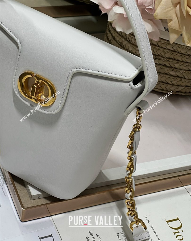 Dior 30 Montaigne Mini Bucket Bag In Calfskin White 2024 (XXG-23112111)