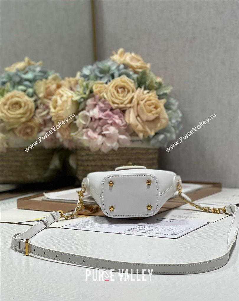 Dior 30 Montaigne Mini Bucket Bag In Calfskin White 2024 (XXG-23112111)
