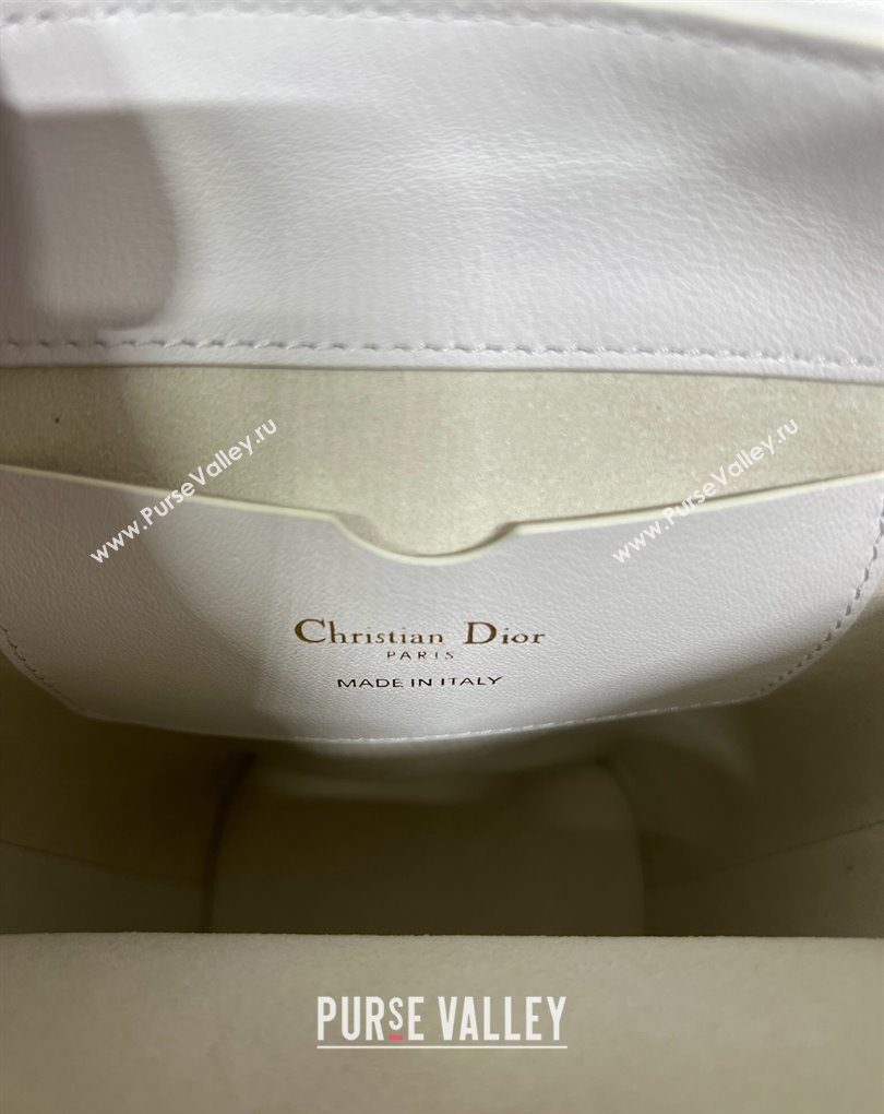 Dior 30 Montaigne Mini Bucket Bag In Calfskin White 2024 (XXG-23112111)