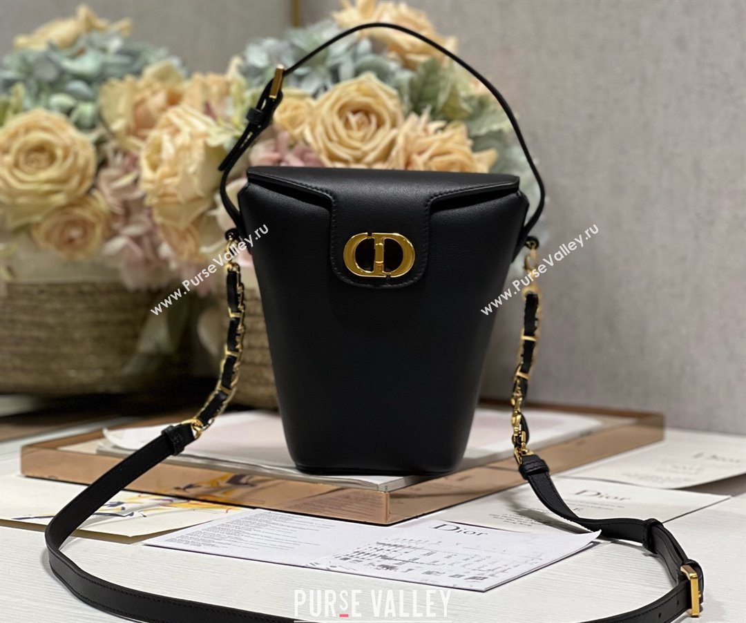 Dior 30 Montaigne Mini Bucket Bag In Calfskin Black 2024 (XXG-23112110)
