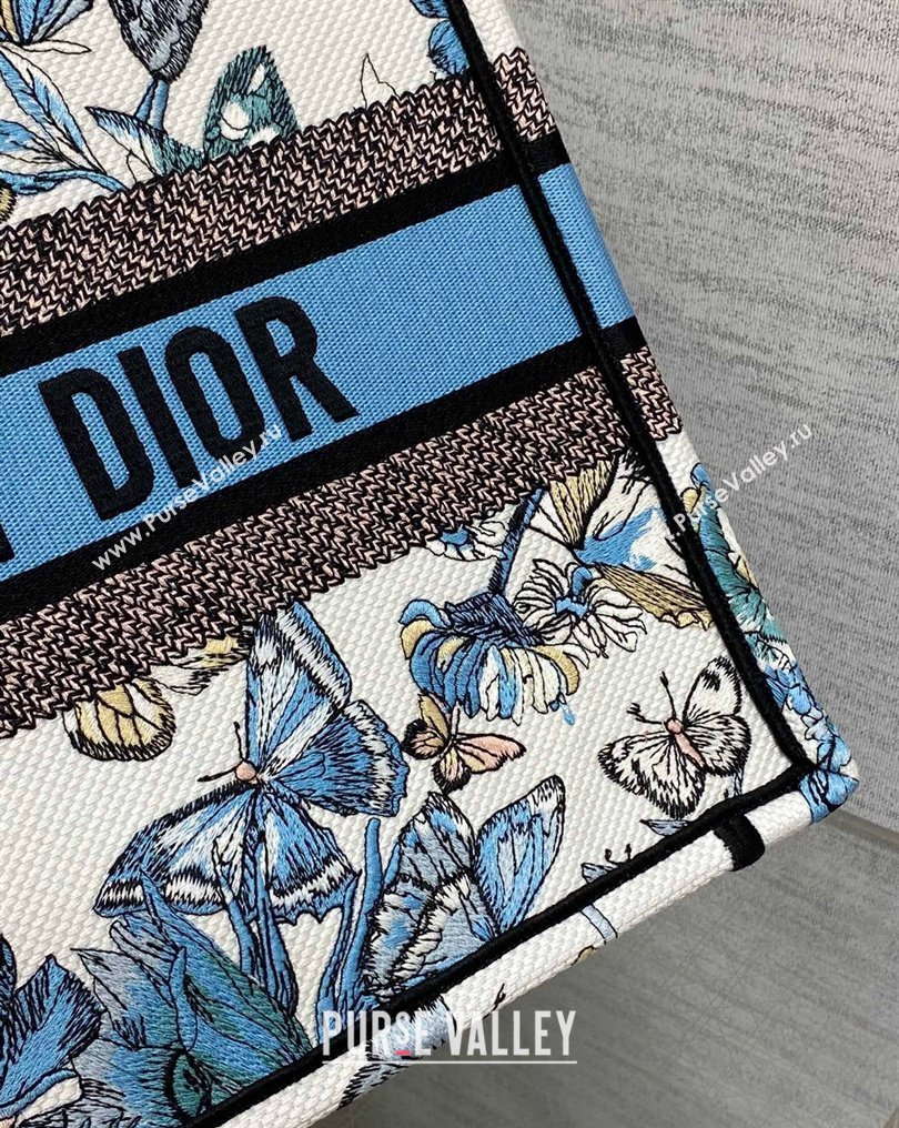 Dior Medium Book Tote Bag in White and Pastel Midnight Blue Toile de Jouy Mexico Embroidery (XXG-23112016)