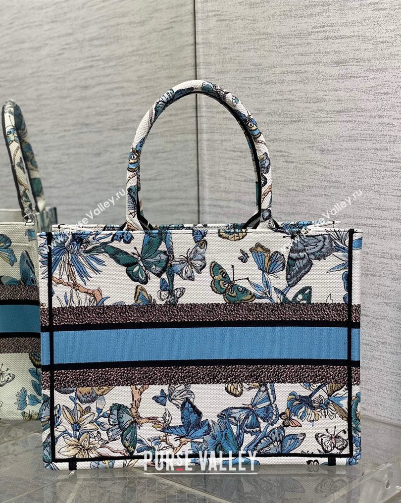 Dior Medium Book Tote Bag in White and Pastel Midnight Blue Toile de Jouy Mexico Embroidery (XXG-23112016)