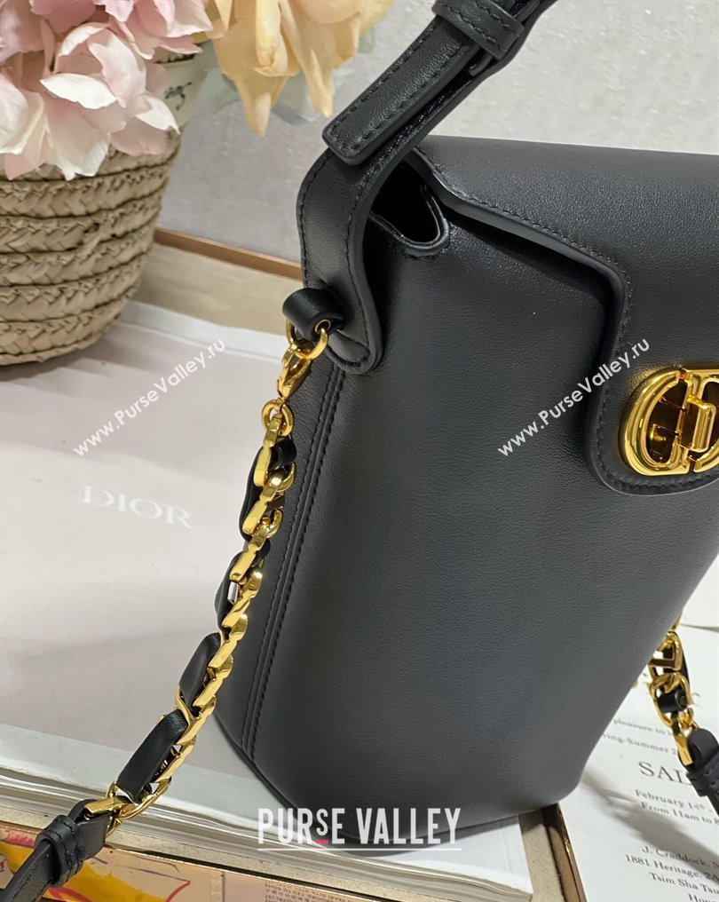 Dior 30 Montaigne Mini Bucket Bag In Calfskin Black 2024 (XXG-23112110)