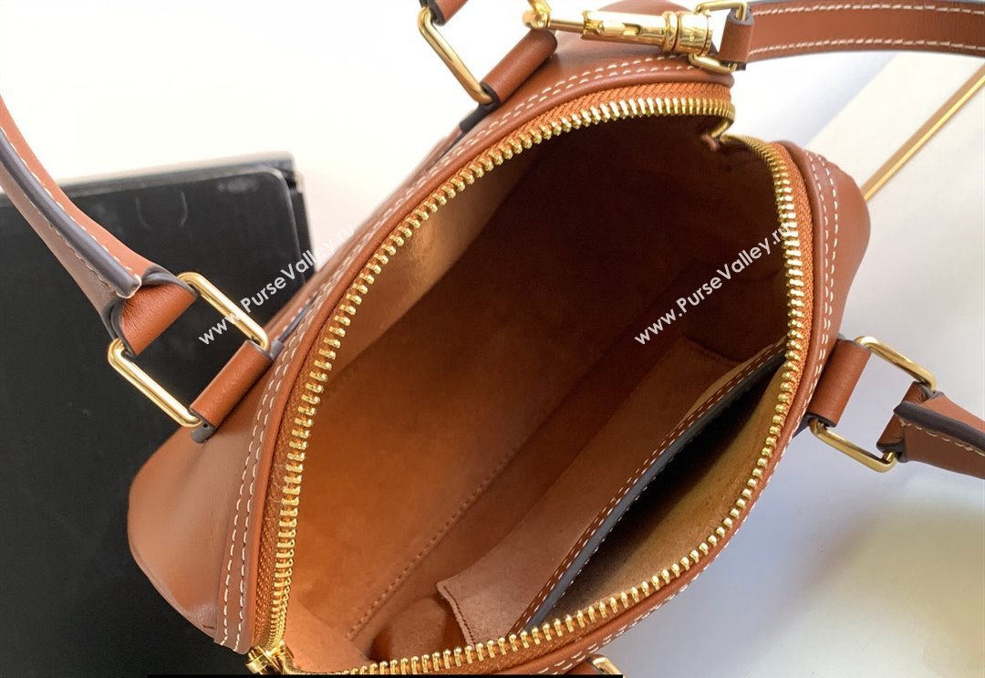 Celine SMALL BOSTON CUIR TRIOMPHE BAG in Smooth Calfskin Tan (pin-23112102)