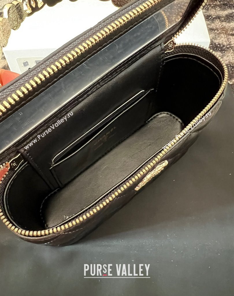 Chanel Small Vanity Case Bag with Flower Top Handle A96035 Black 2024 (jiyuan-23112201)