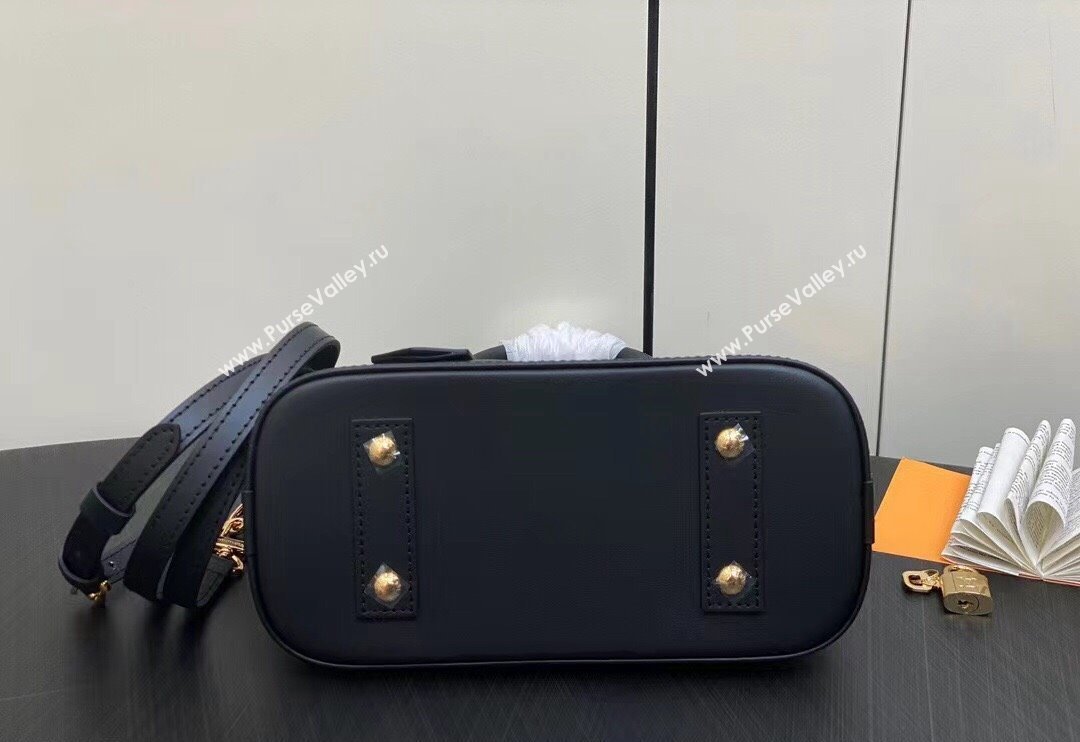 Louis Vuitton Lamb leather Alma BB Bag Black 2023 (kiki-23112209)