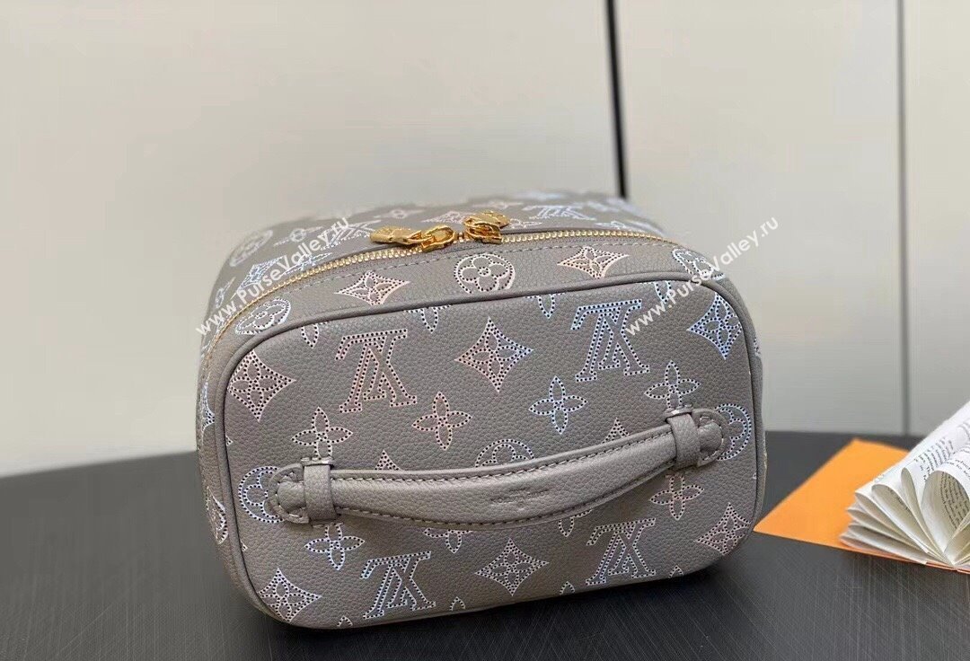 Louis Vuitton Mahina perforated calfskin leather Nice Mini Bag M23550 Flight Mode Gray 2024 (kiki-23112204)