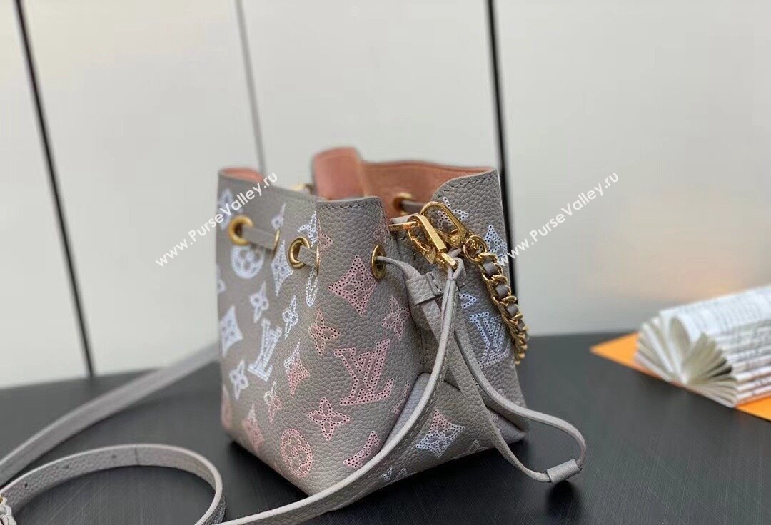 Louis Vuitton Mahina perforated calfskin leather Pico Bella Bag M82731 Flight Mode Gray 2024 (kiki-23112203)
