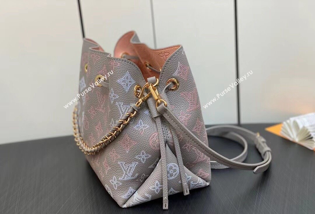 Louis Vuitton Mahina perforated calfskin leather Bella Bag M23388 Flight Mode Gray 2024 (kiki-23112202)