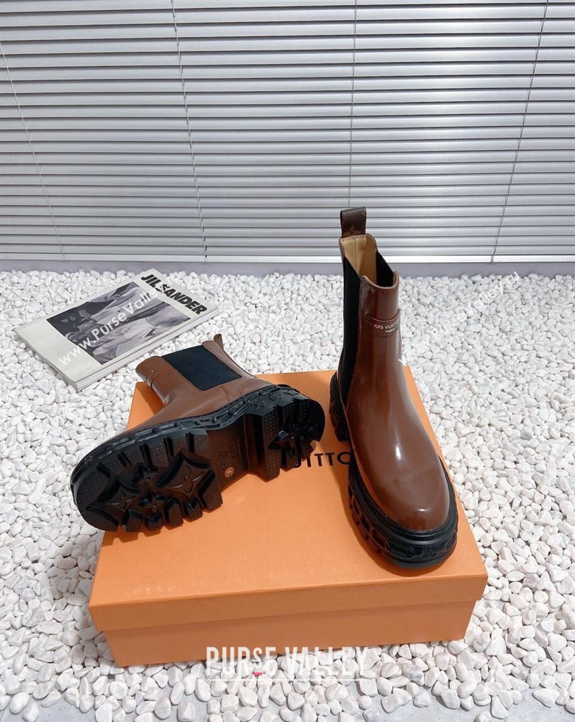 Louis Vuitton Heel 6cm LV Record Chelsea Boots in Glazed calf leather Brown 2024 (modeng-23112420)