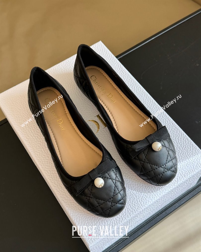Dior Ballet Flats with Grosgrain bow and Pearl in Black Quilted Cannage Calfskin 2024 (kaola-23112323)