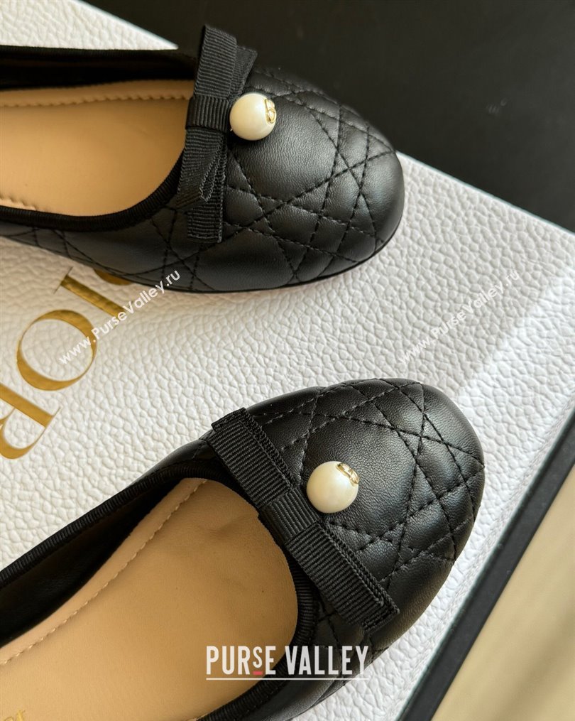 Dior Ballet Flats with Grosgrain bow and Pearl in Black Quilted Cannage Calfskin 2024 (kaola-23112323)